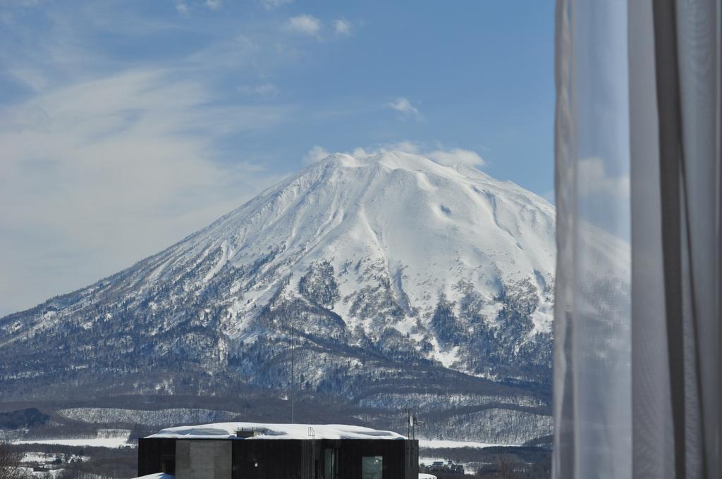 Niseko Park Hotel Экстерьер фото