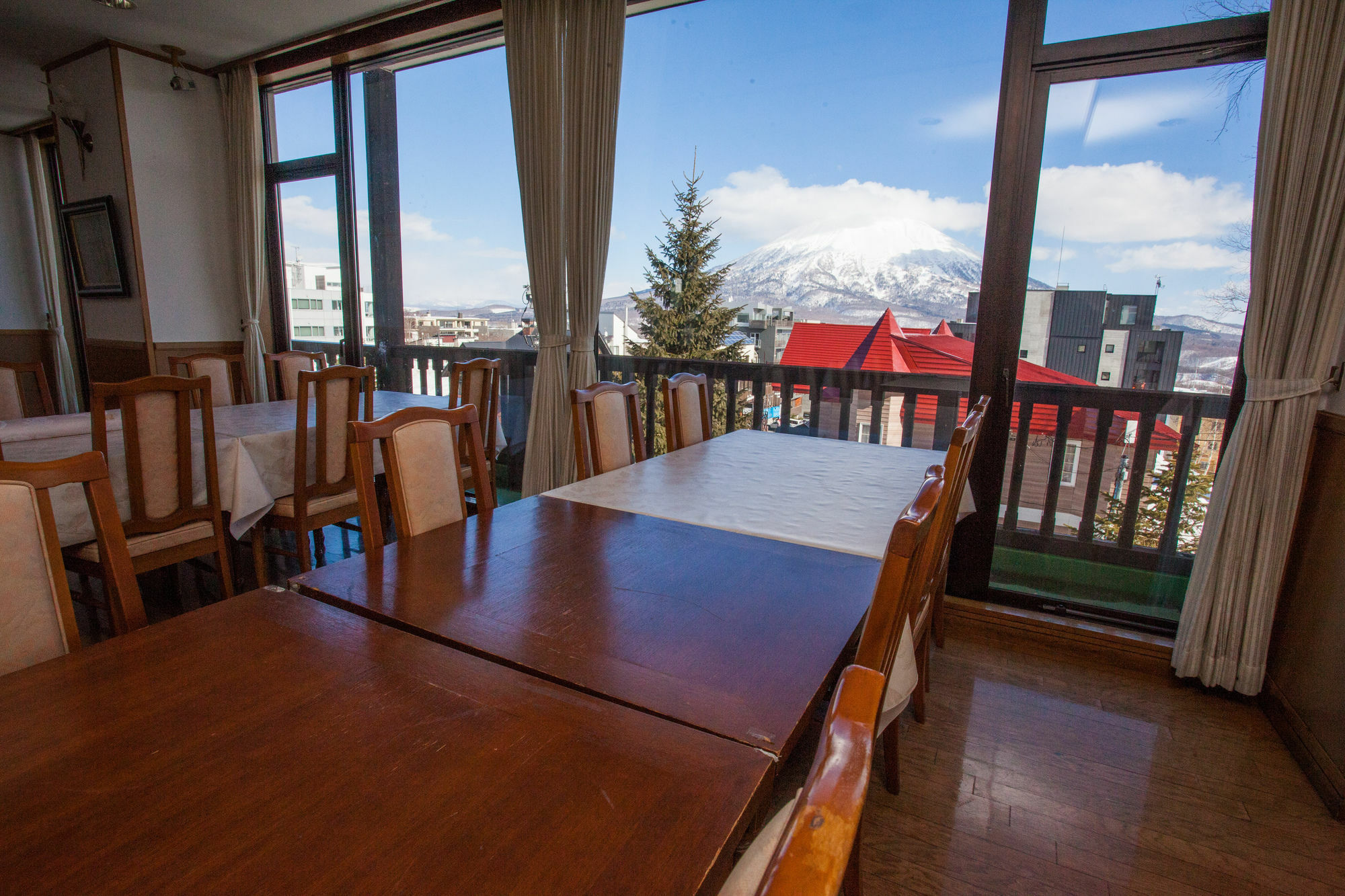Niseko Park Hotel Экстерьер фото